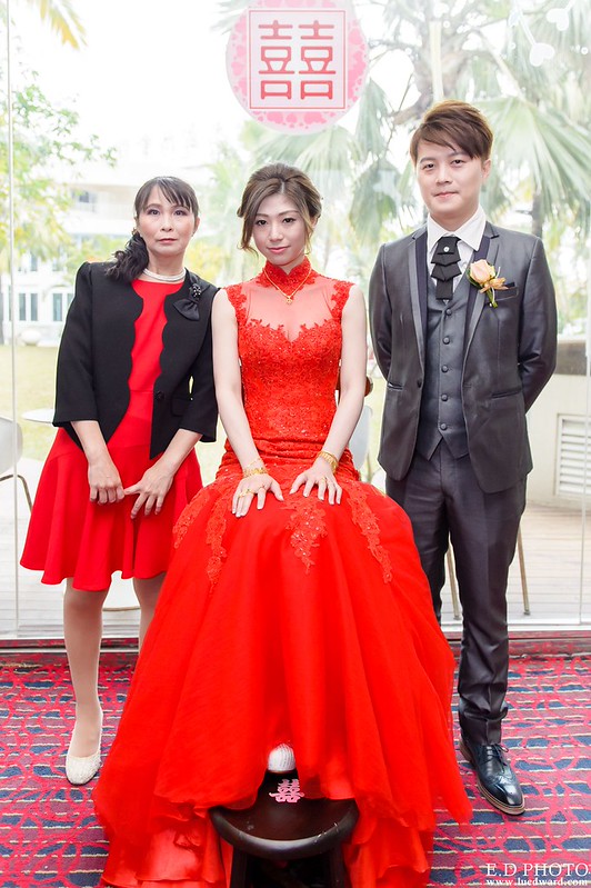 [台南婚攝] Hom＆Charlene  婚禮紀錄｜台南商務會館