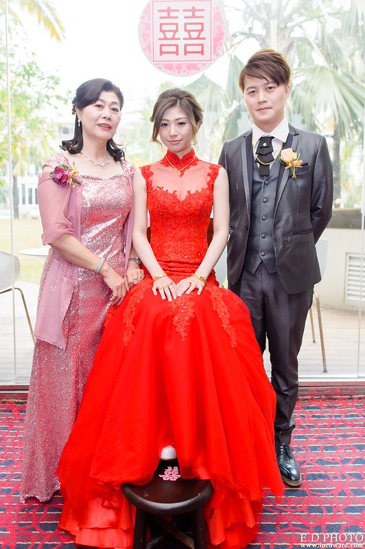 [台南婚攝] Hom＆Charlene  婚禮紀錄｜台南商務會館