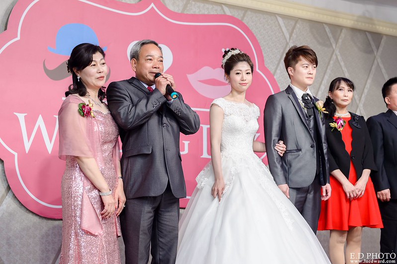 [台南婚攝] Hom＆Charlene  婚禮紀錄｜台南商務會館