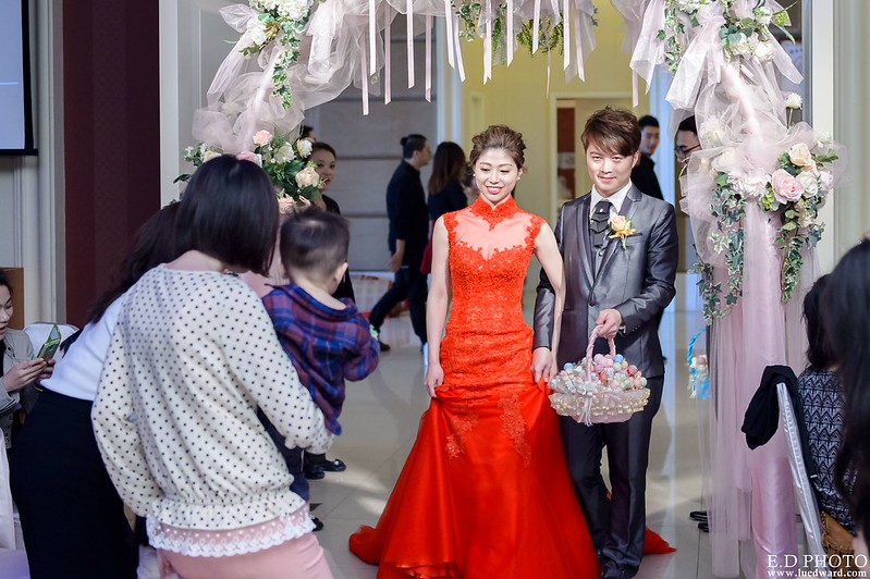 [台南婚攝] Hom＆Charlene  婚禮紀錄｜台南商務會館
