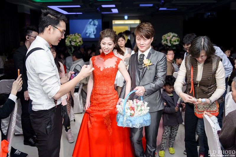 [台南婚攝] Hom＆Charlene  婚禮紀錄｜台南商務會館
