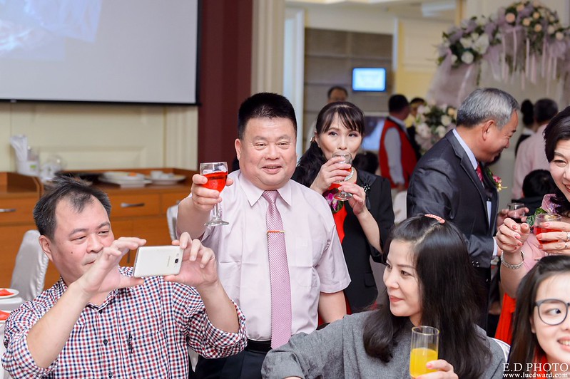 [台南婚攝] Hom＆Charlene  婚禮紀錄｜台南商務會館