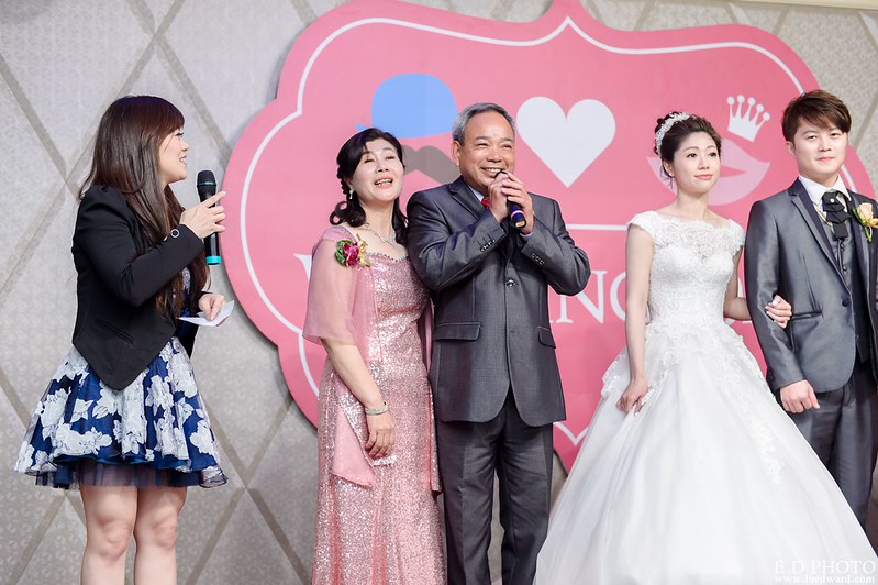 [台南婚攝] Hom＆Charlene  婚禮紀錄｜台南商務會館