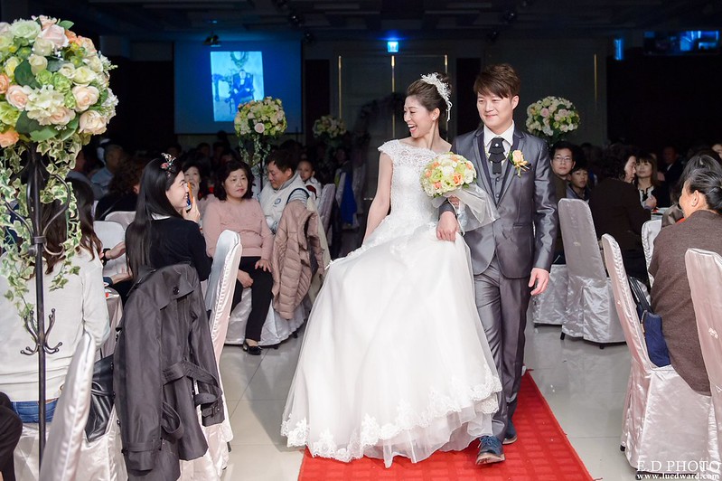 [台南婚攝] Hom＆Charlene  婚禮紀錄｜台南商務會館