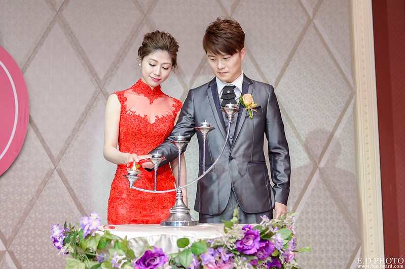 [台南婚攝] Hom＆Charlene  婚禮紀錄｜台南商務會館