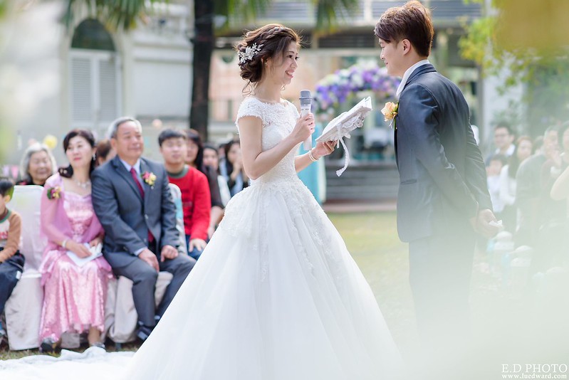 [台南婚攝] Hom＆Charlene  婚禮紀錄｜台南商務會館