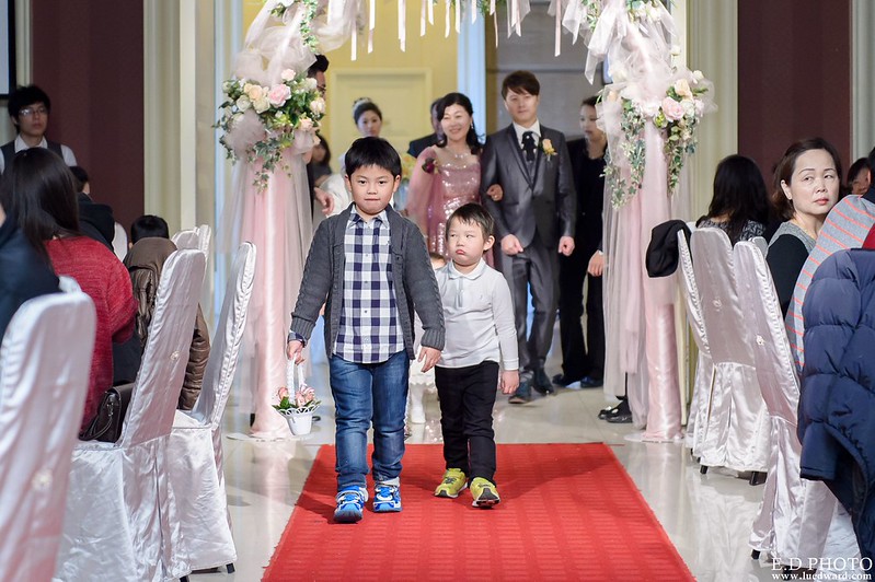 [台南婚攝] Hom＆Charlene  婚禮紀錄｜台南商務會館