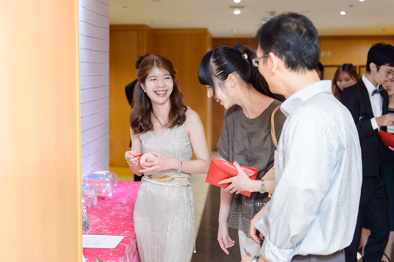 [高雄婚攝] Alan＆Nana  婚禮紀錄｜玫瑰聖母教座｜寒軒國際大飯店