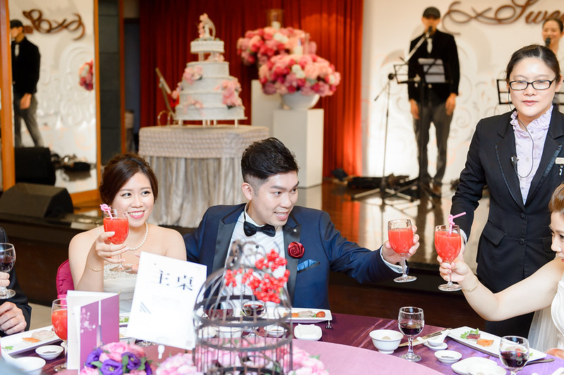 [高雄婚攝] Alan＆Nana  婚禮紀錄｜玫瑰聖母教座｜寒軒國際大飯店