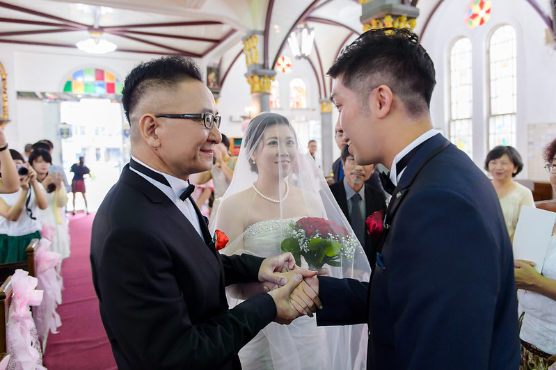 [高雄婚攝] Alan＆Nana  婚禮紀錄｜玫瑰聖母教座｜寒軒國際大飯店