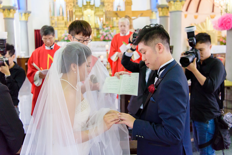[高雄婚攝] Alan＆Nana  婚禮紀錄｜玫瑰聖母教座｜寒軒國際大飯店