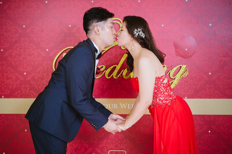 [高雄婚攝] Alan＆Nana  婚禮紀錄｜玫瑰聖母教座｜寒軒國際大飯店