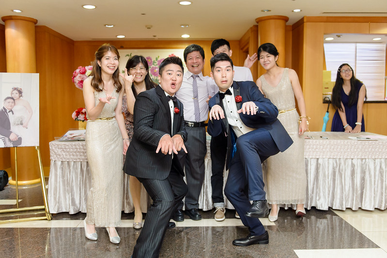 [高雄婚攝] Alan＆Nana  婚禮紀錄｜玫瑰聖母教座｜寒軒國際大飯店