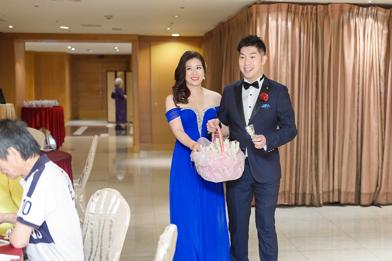 [高雄婚攝] Alan＆Nana  婚禮紀錄｜玫瑰聖母教座｜寒軒國際大飯店