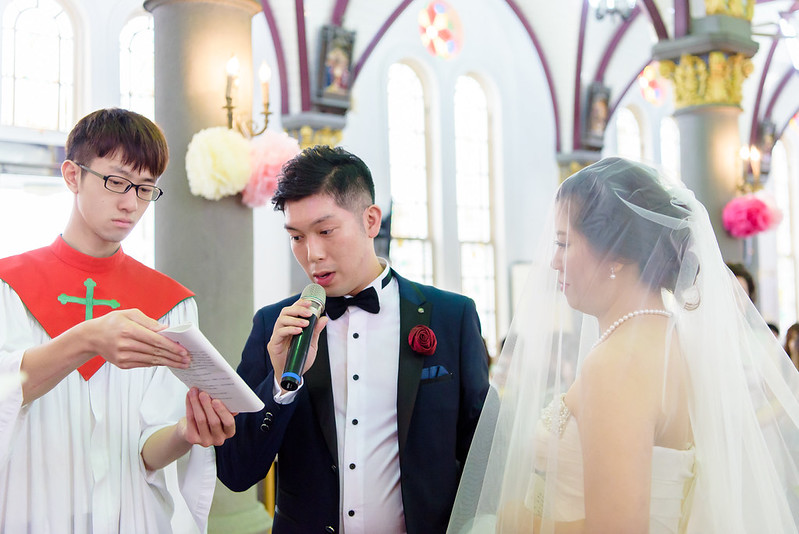 [高雄婚攝] Alan＆Nana  婚禮紀錄｜玫瑰聖母教座｜寒軒國際大飯店