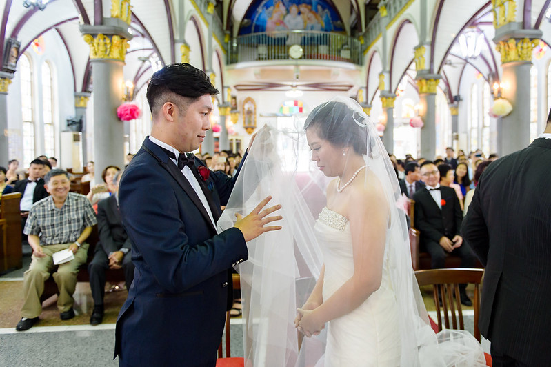 [高雄婚攝] Alan＆Nana  婚禮紀錄｜玫瑰聖母教座｜寒軒國際大飯店