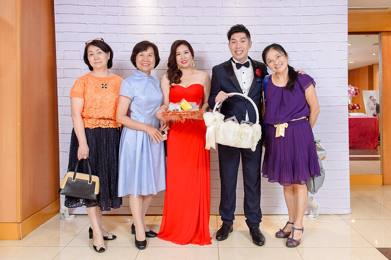 [高雄婚攝] Alan＆Nana  婚禮紀錄｜玫瑰聖母教座｜寒軒國際大飯店
