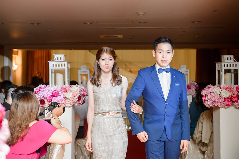 [高雄婚攝] Alan＆Nana  婚禮紀錄｜玫瑰聖母教座｜寒軒國際大飯店