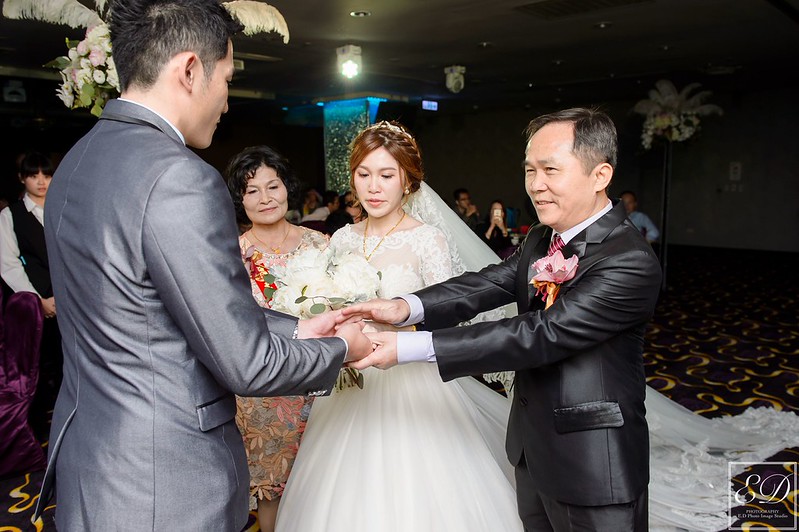 [高雄婚攝] Mac＆Vivian  婚禮紀錄｜海寶國際大飯店