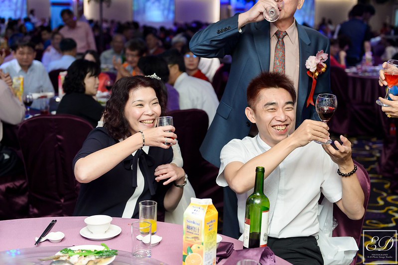 [高雄婚攝] Mac＆Vivian  婚禮紀錄｜海寶國際大飯店