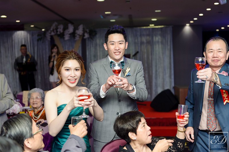 [高雄婚攝] Mac＆Vivian  婚禮紀錄｜海寶國際大飯店