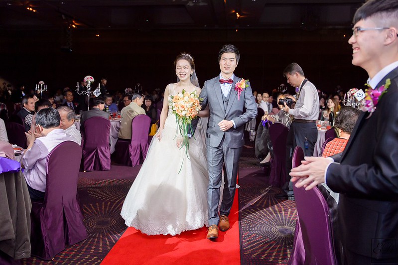 [高雄婚攝] 立書＆俐伶  婚禮紀錄｜漢神巨蛋會館