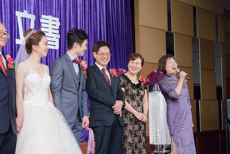 [高雄婚攝] 立書＆俐伶  婚禮紀錄｜漢神巨蛋會館