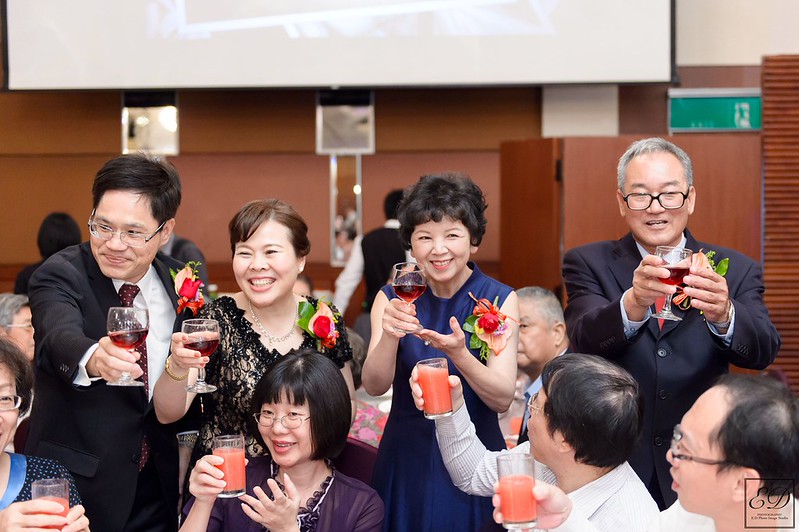 [高雄婚攝] 立書＆俐伶  婚禮紀錄｜漢神巨蛋會館