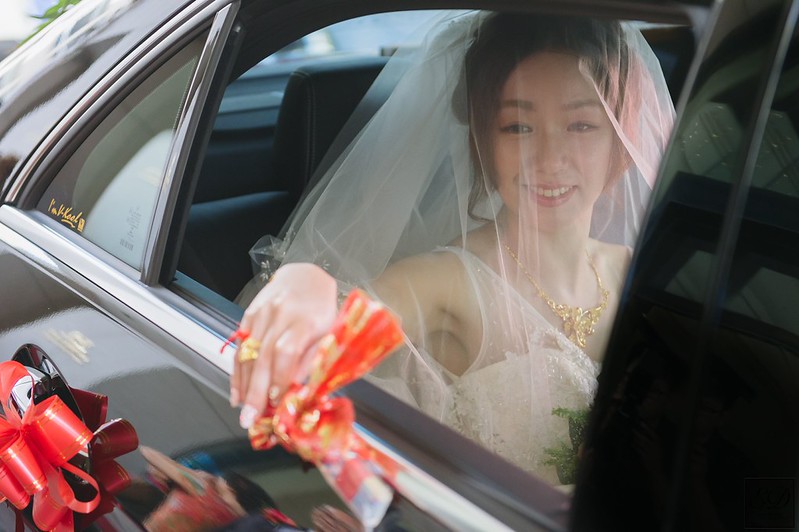 [高雄婚攝] 立書＆俐伶  婚禮紀錄｜漢神巨蛋會館