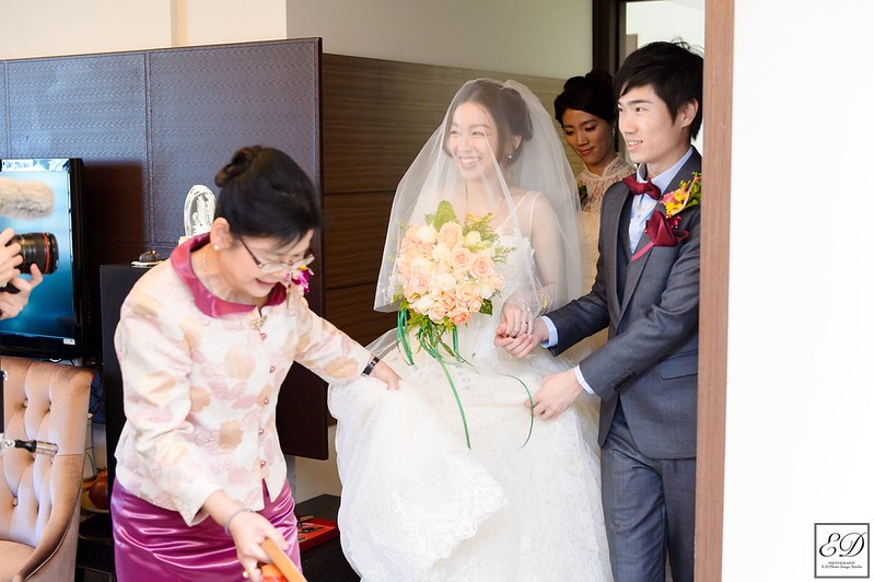 [高雄婚攝] 立書＆俐伶  婚禮紀錄｜漢神巨蛋會館