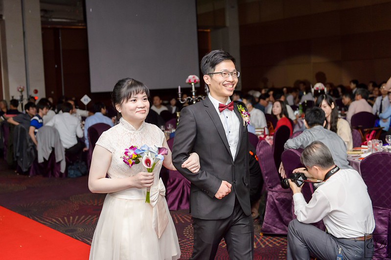 [高雄婚攝] 立書＆俐伶  婚禮紀錄｜漢神巨蛋會館