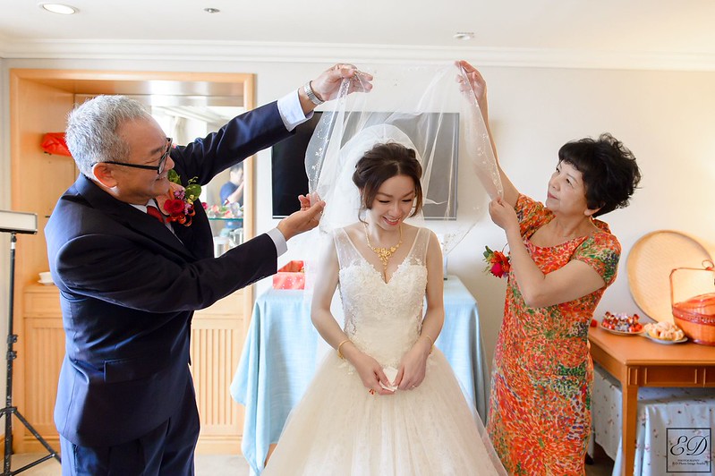 [高雄婚攝] 立書＆俐伶  婚禮紀錄｜漢神巨蛋會館