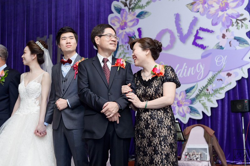 [高雄婚攝] 立書＆俐伶  婚禮紀錄｜漢神巨蛋會館