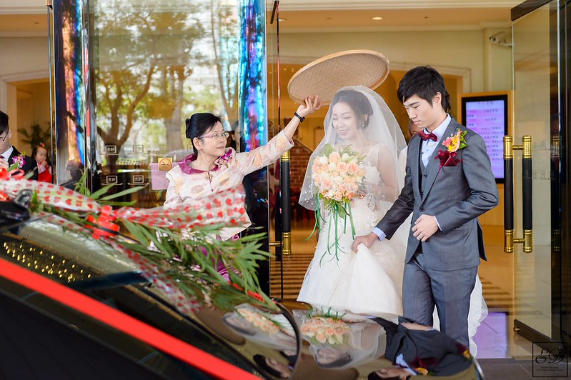 [高雄婚攝] 立書＆俐伶  婚禮紀錄｜漢神巨蛋會館