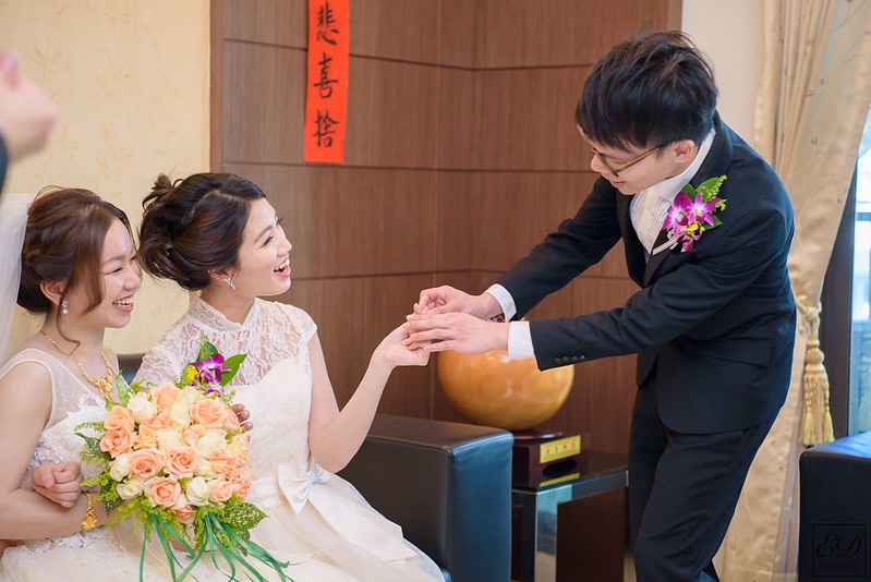 [高雄婚攝] 立書＆俐伶  婚禮紀錄｜漢神巨蛋會館