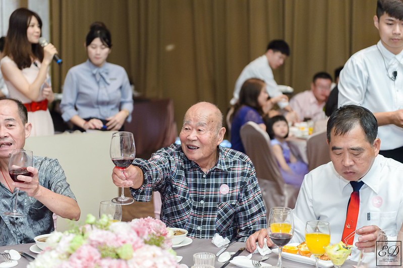 [台中婚攝] 宗奇＆怡郡  婚禮紀錄 ｜心之芳庭