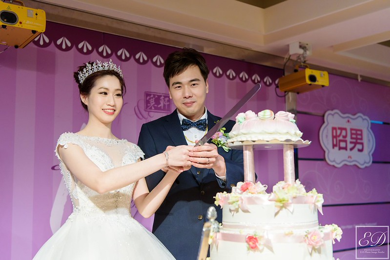 [高雄婚攝] 昭男＆盈勻  婚禮紀錄｜寒軒和平