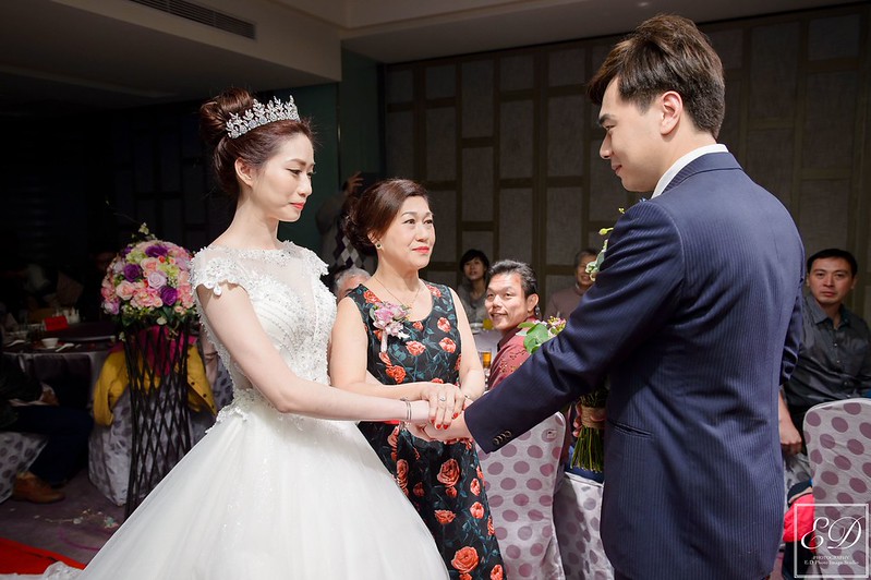 [高雄婚攝] 昭男＆盈勻  婚禮紀錄｜寒軒和平