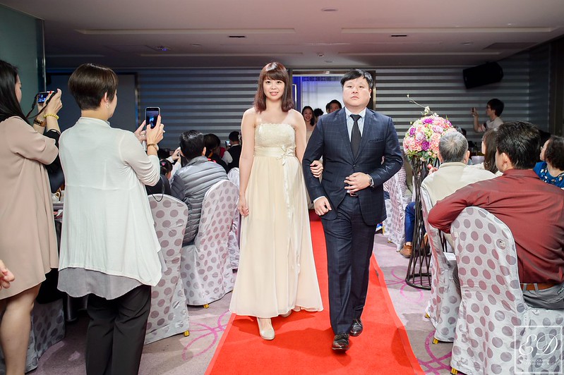 [高雄婚攝] 昭男＆盈勻  婚禮紀錄｜寒軒和平
