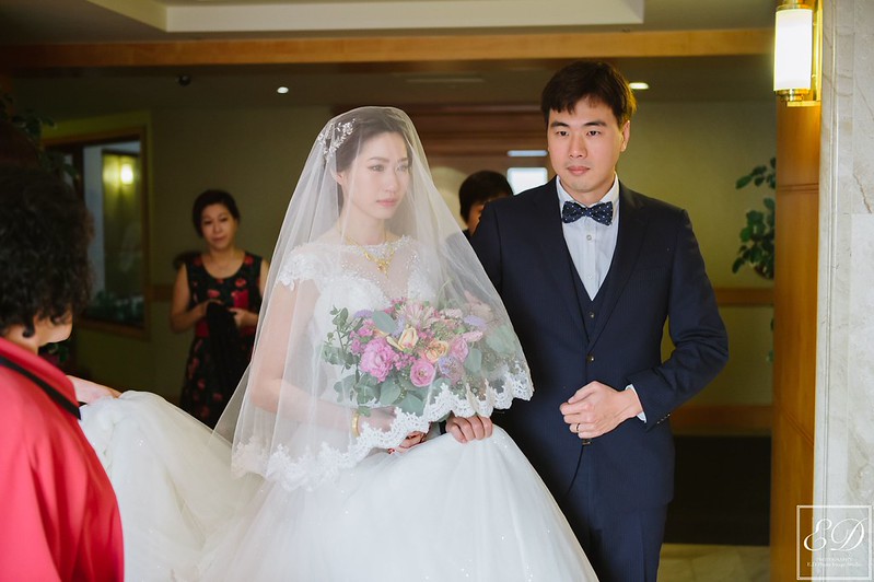 [高雄婚攝] 昭男＆盈勻  婚禮紀錄｜寒軒和平