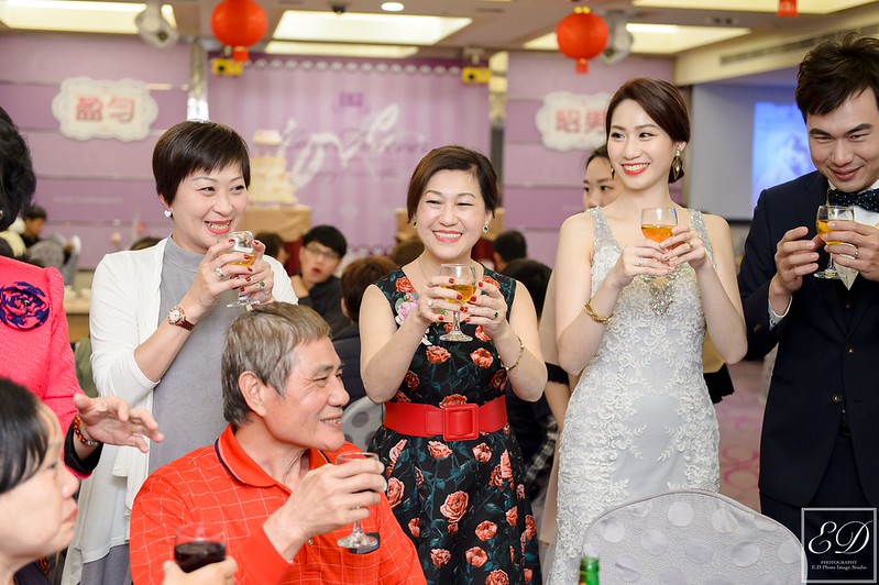 [高雄婚攝] 昭男＆盈勻  婚禮紀錄｜寒軒和平