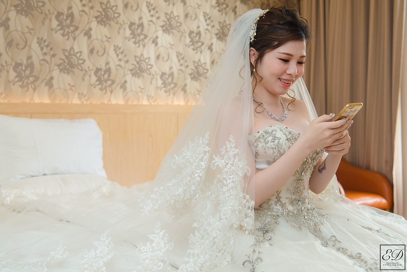 [台中婚攝] 宗奇＆怡郡  婚禮紀錄 ｜心之芳庭