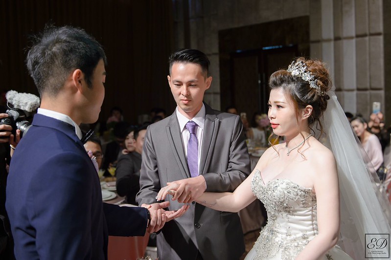 [台中婚攝] 宗奇＆怡郡  婚禮紀錄 ｜心之芳庭