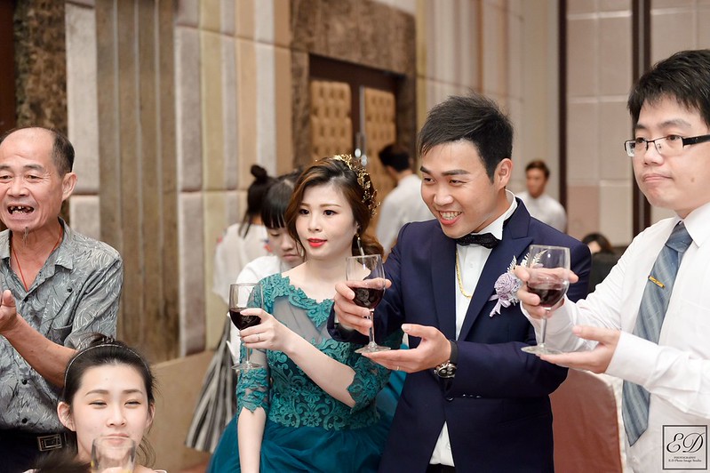 [台中婚攝] 宗奇＆怡郡  婚禮紀錄 ｜心之芳庭