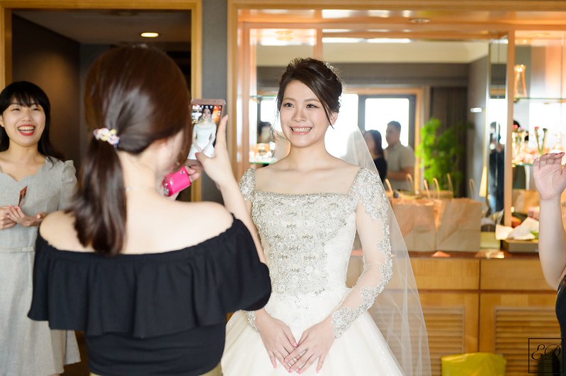 [高雄婚攝] Ryan＆Cathy 婚禮紀錄｜高雄國賓飯店