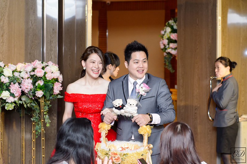 [高雄婚攝] Ryan＆Cathy 婚禮紀錄｜高雄國賓飯店