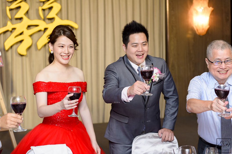 [高雄婚攝] Ryan＆Cathy 婚禮紀錄｜高雄國賓飯店