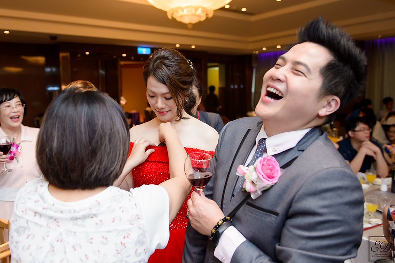 [高雄婚攝] Ryan＆Cathy 婚禮紀錄｜高雄國賓飯店