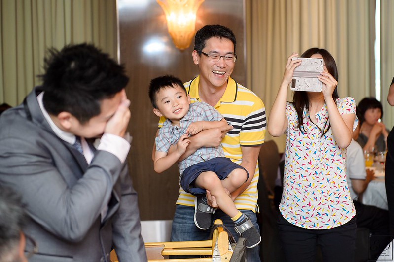 [高雄婚攝] Ryan＆Cathy 婚禮紀錄｜高雄國賓飯店