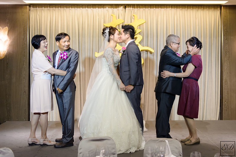 [高雄婚攝] Ryan＆Cathy 婚禮紀錄｜高雄國賓飯店